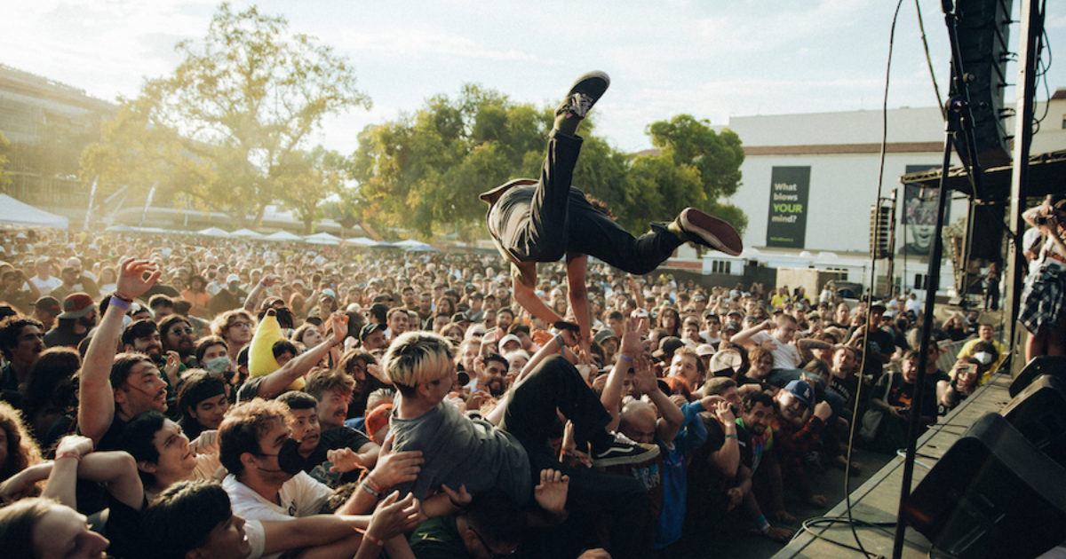The photographers capturing the chaos of America’s hardcore… | Huck