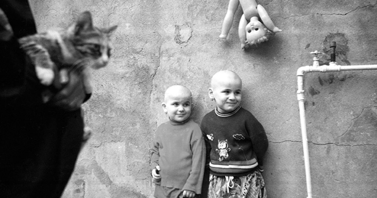 These photos capture what happens after war Huck