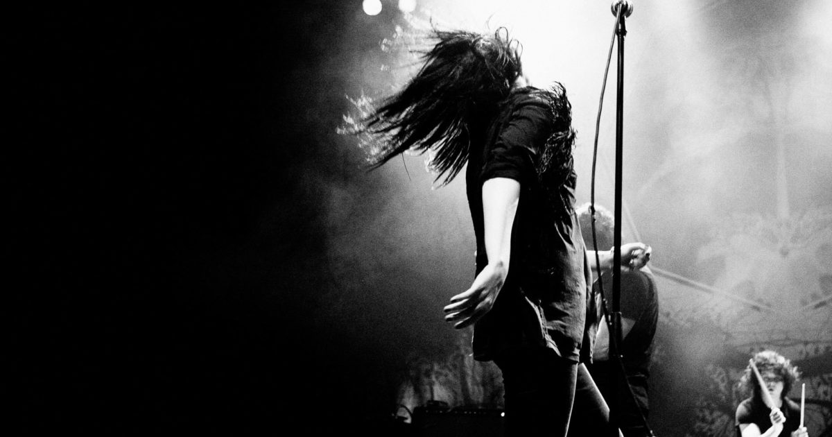 The Dead Weather Inside All of Us Huck