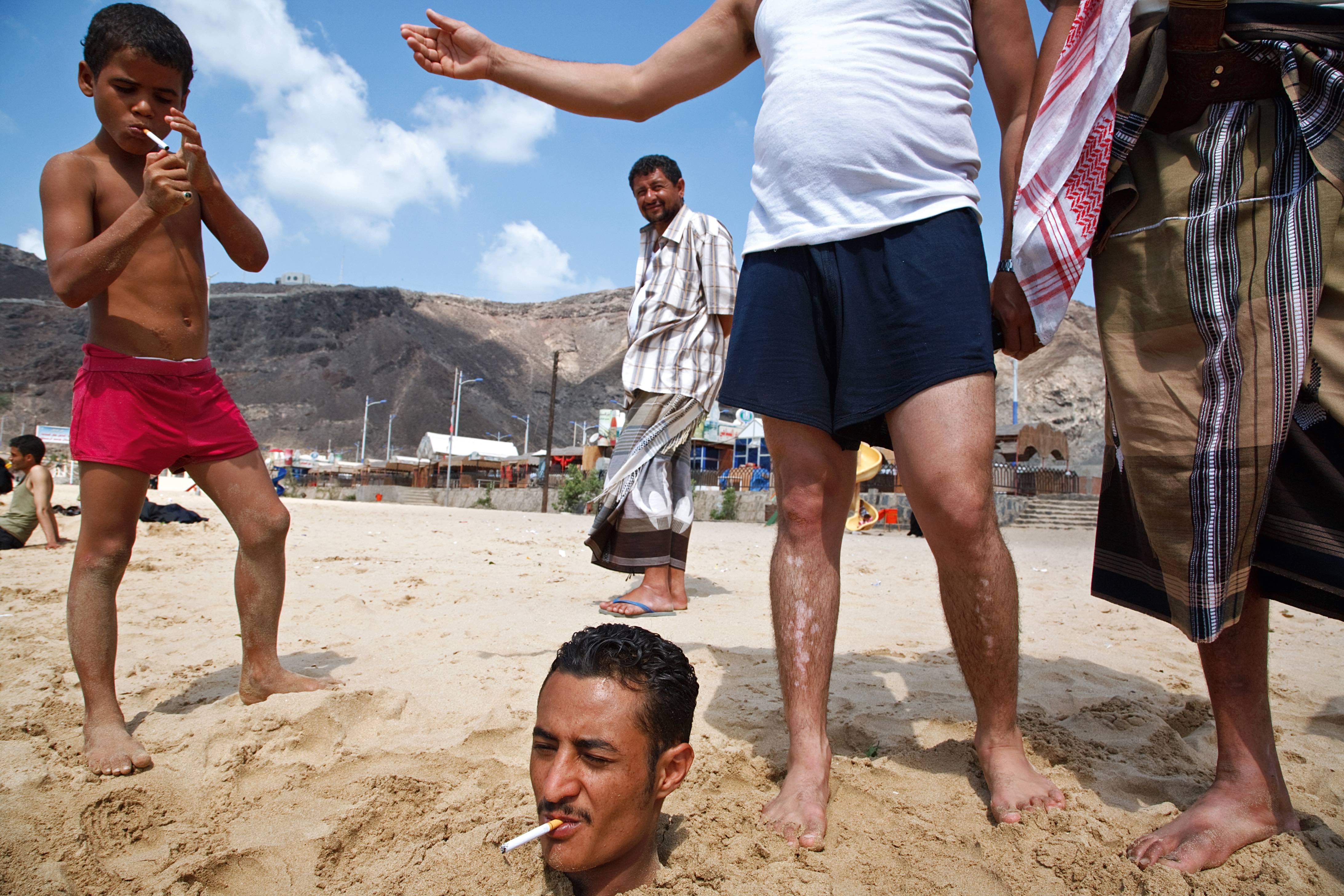 Maciej Dakowicz, Aden, Yemen 2007. Courtesy of Maciej Dakowicz.