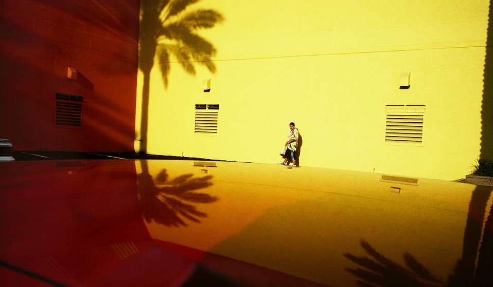  © Constantine Manos