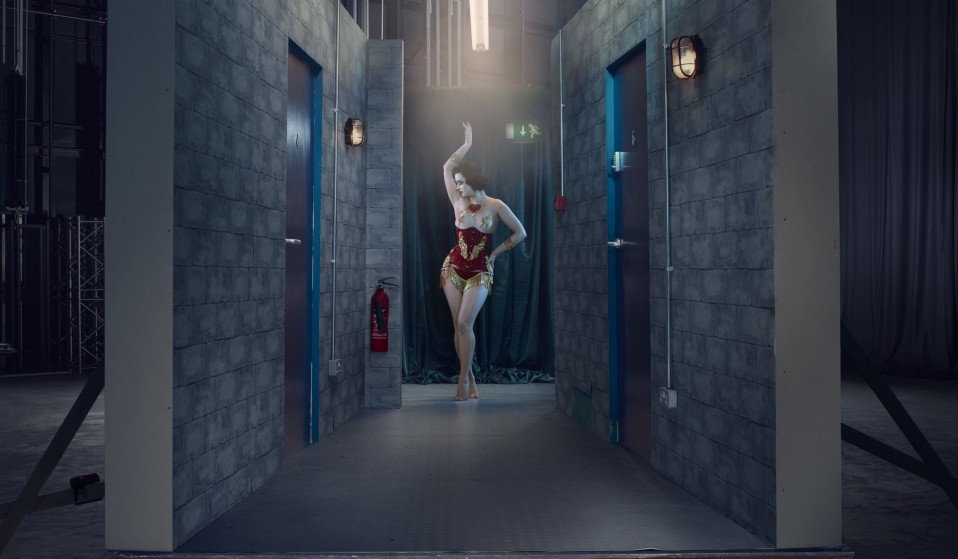  © Julia Fullerton-Batten